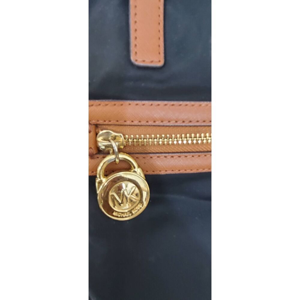 Michael Kors tote - Picture 4 of 6